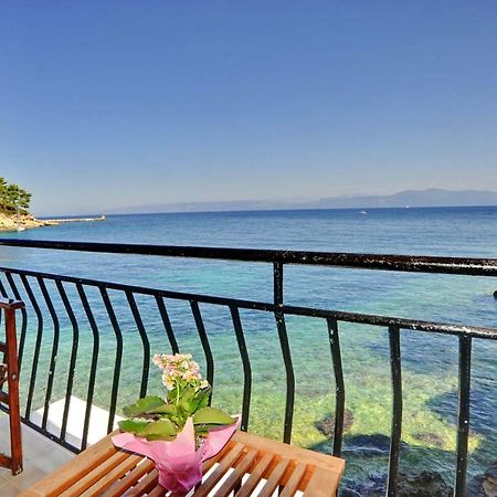 Mermaid Cottage Longós Екстериор снимка