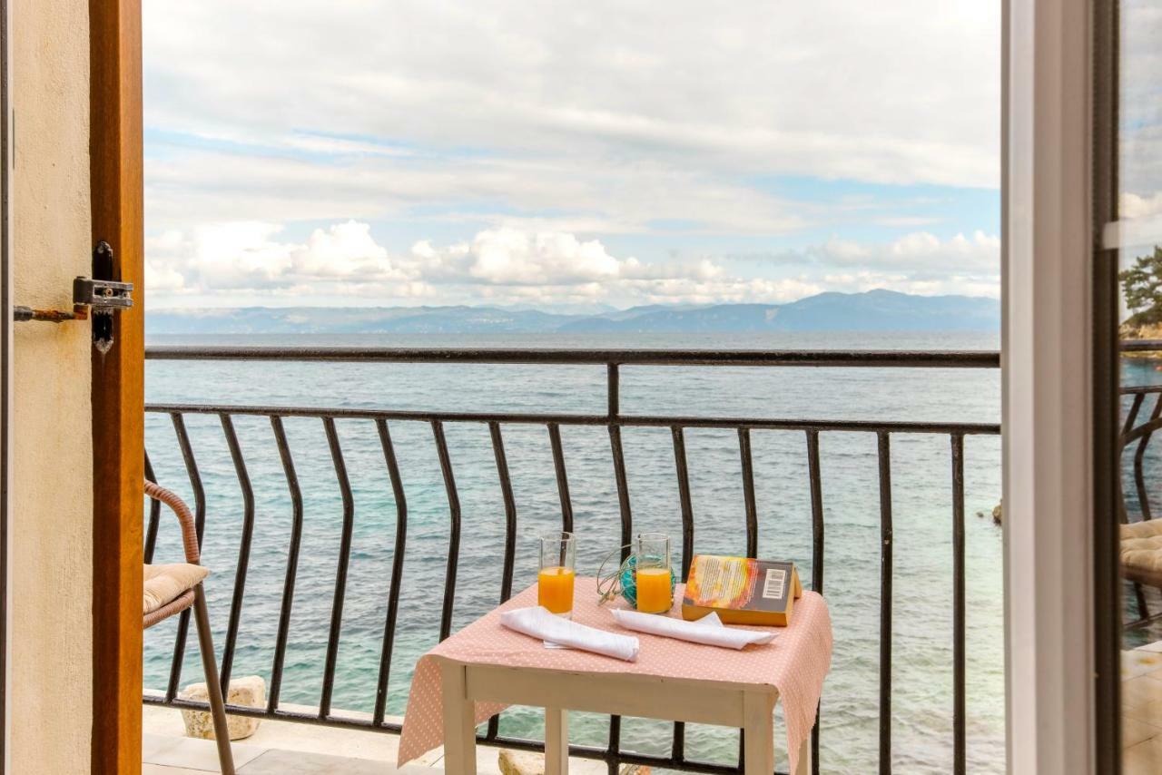 Mermaid Cottage Longós Екстериор снимка